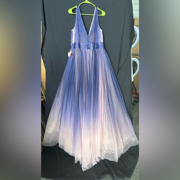 Mac Duggal 20221 NWT SLEEVELESS OMBRE TULLE BALL GOWN - Picture 6 of 7